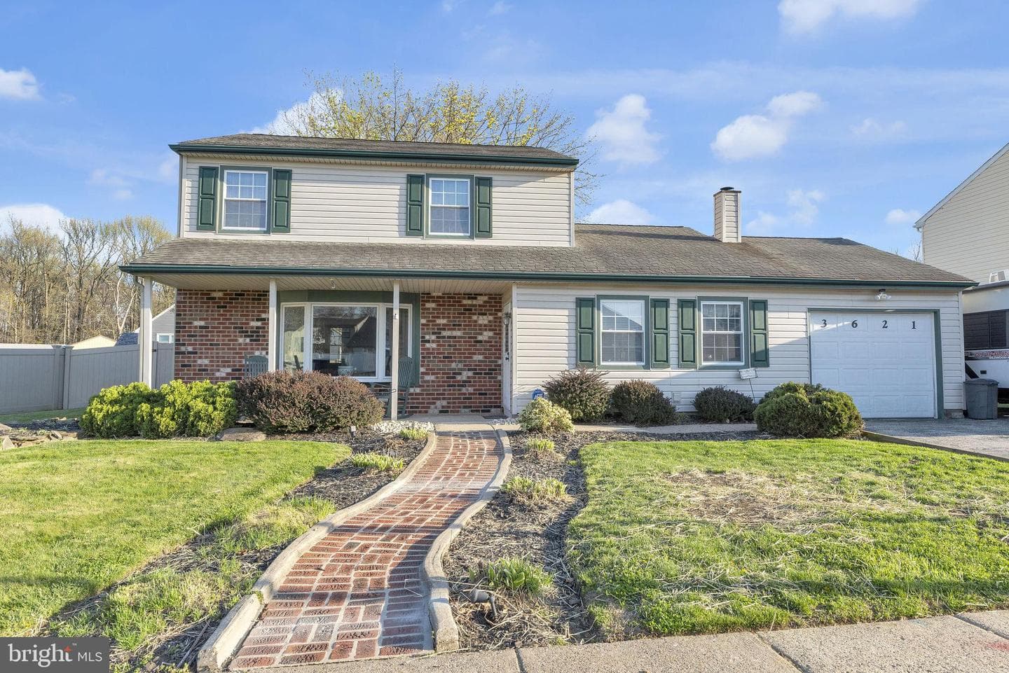3621 Sunny Lea Road