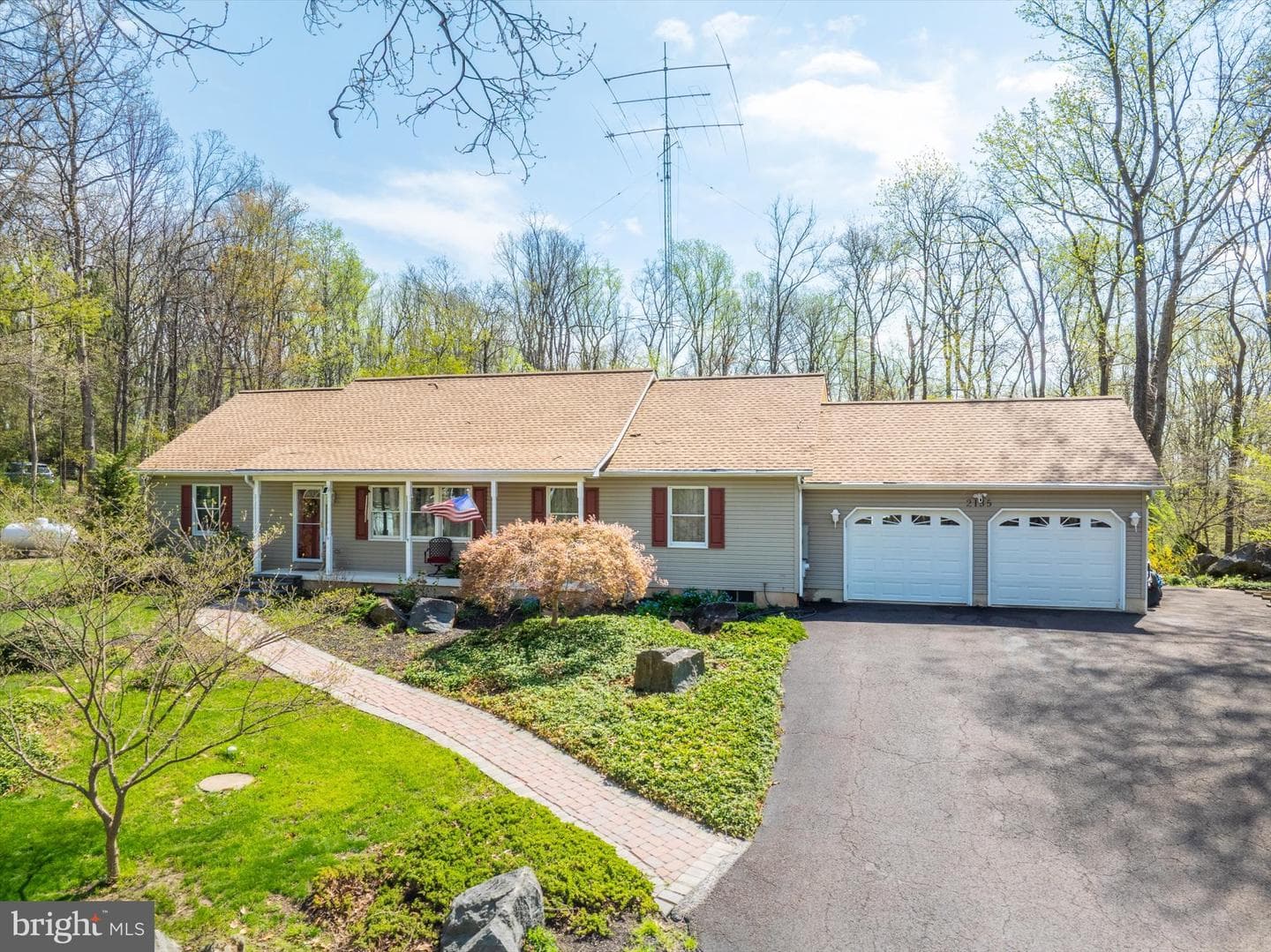 2135 Sterners Road photo 1