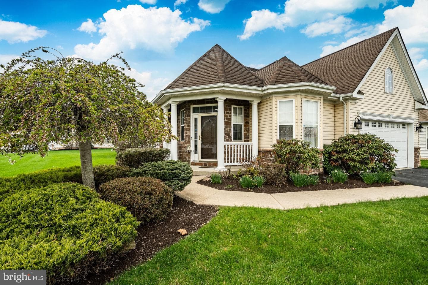 1401 Cameo Court