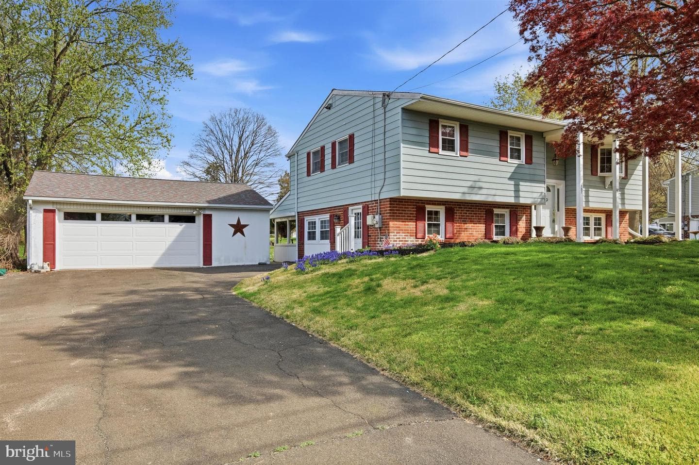 157 Blue Jay Road