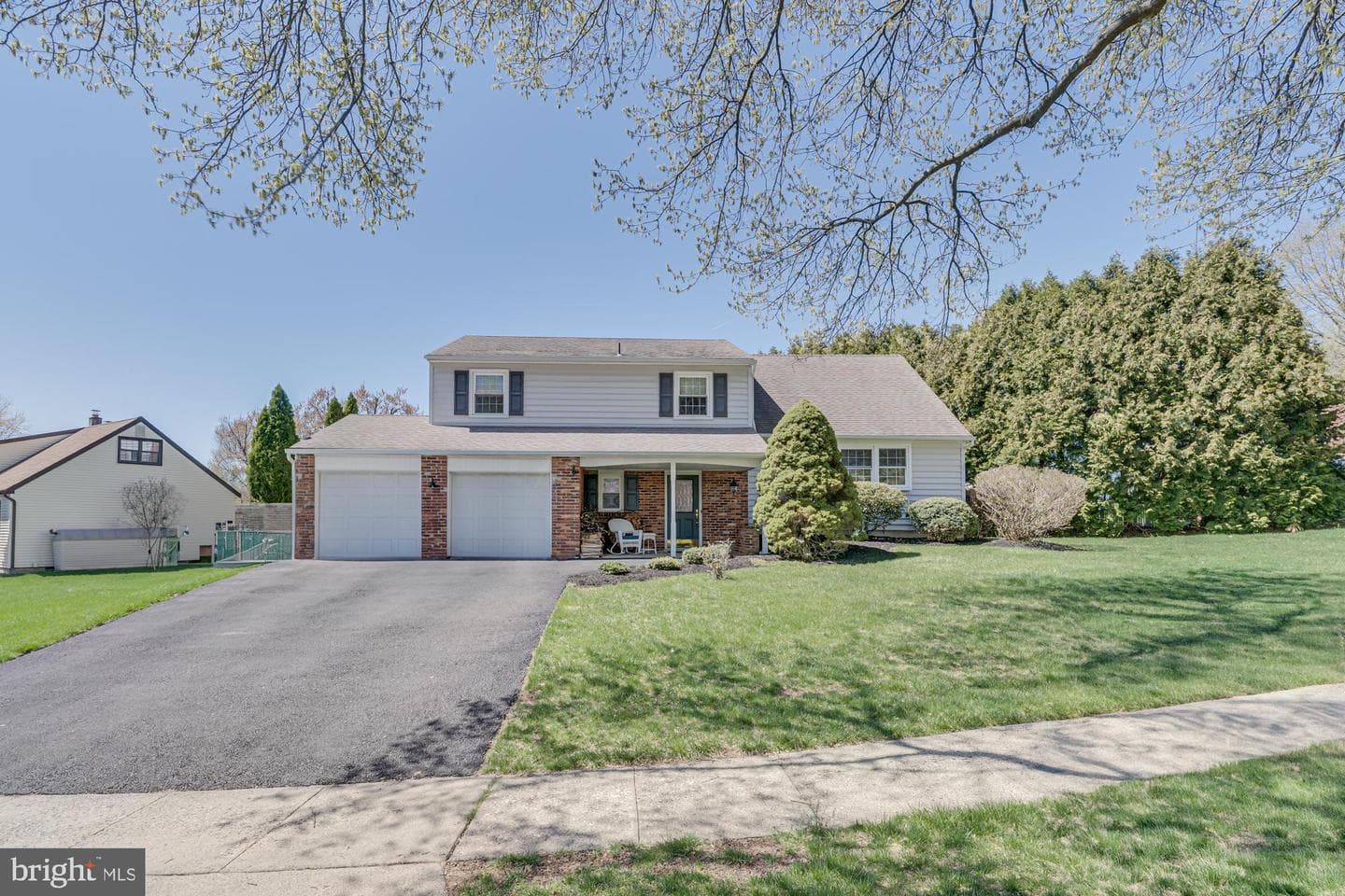225 Buttonwood Drive