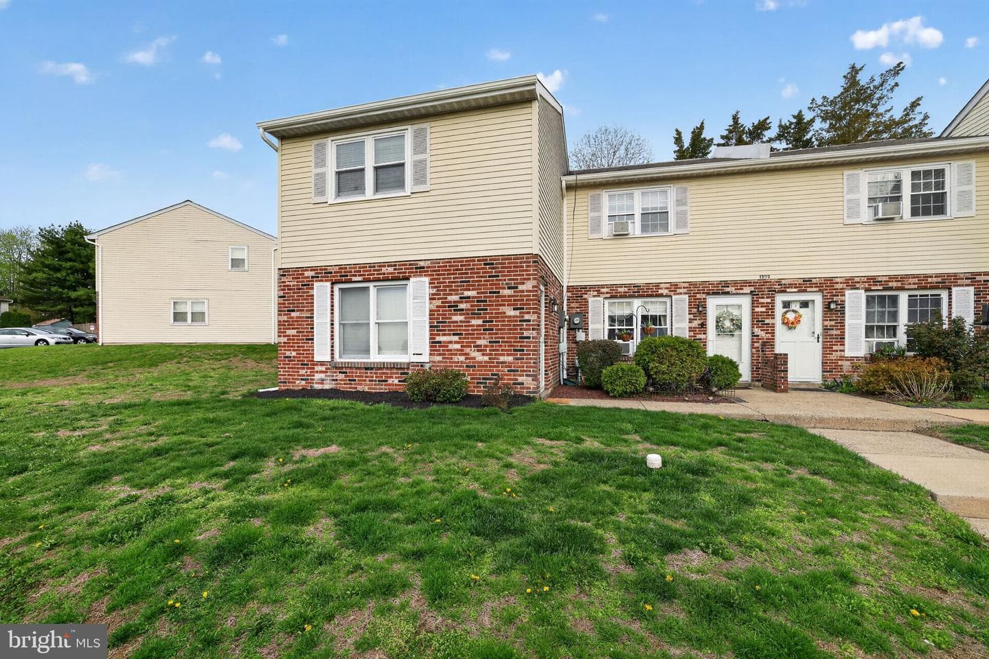 1309 Parkridge Court #a