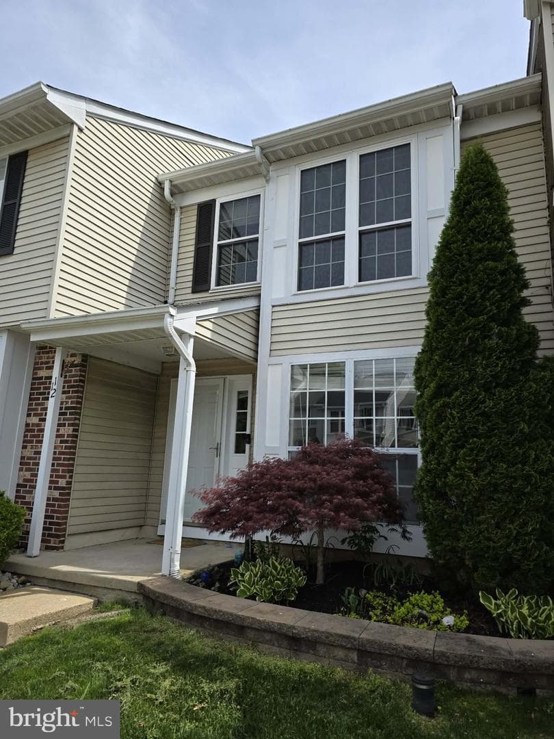 112 Fair Oaks Court