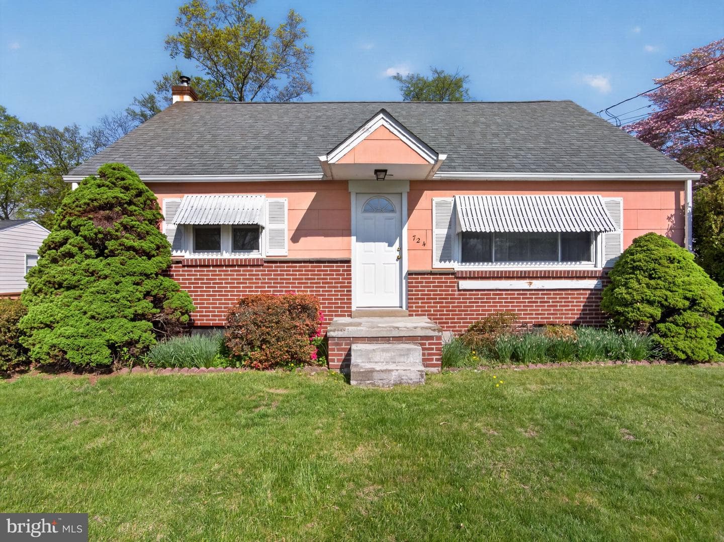 724 S 9th Street