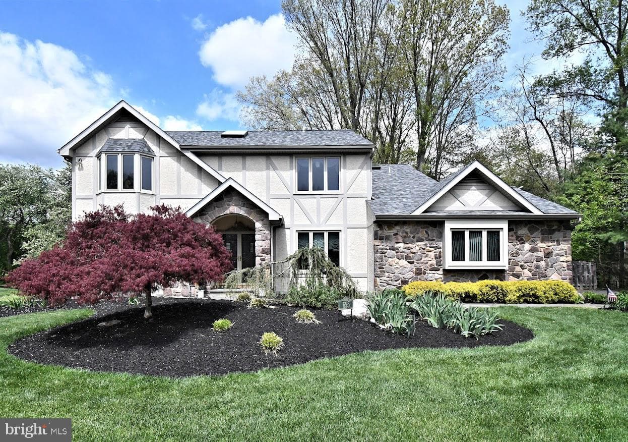 695 Friar Drive