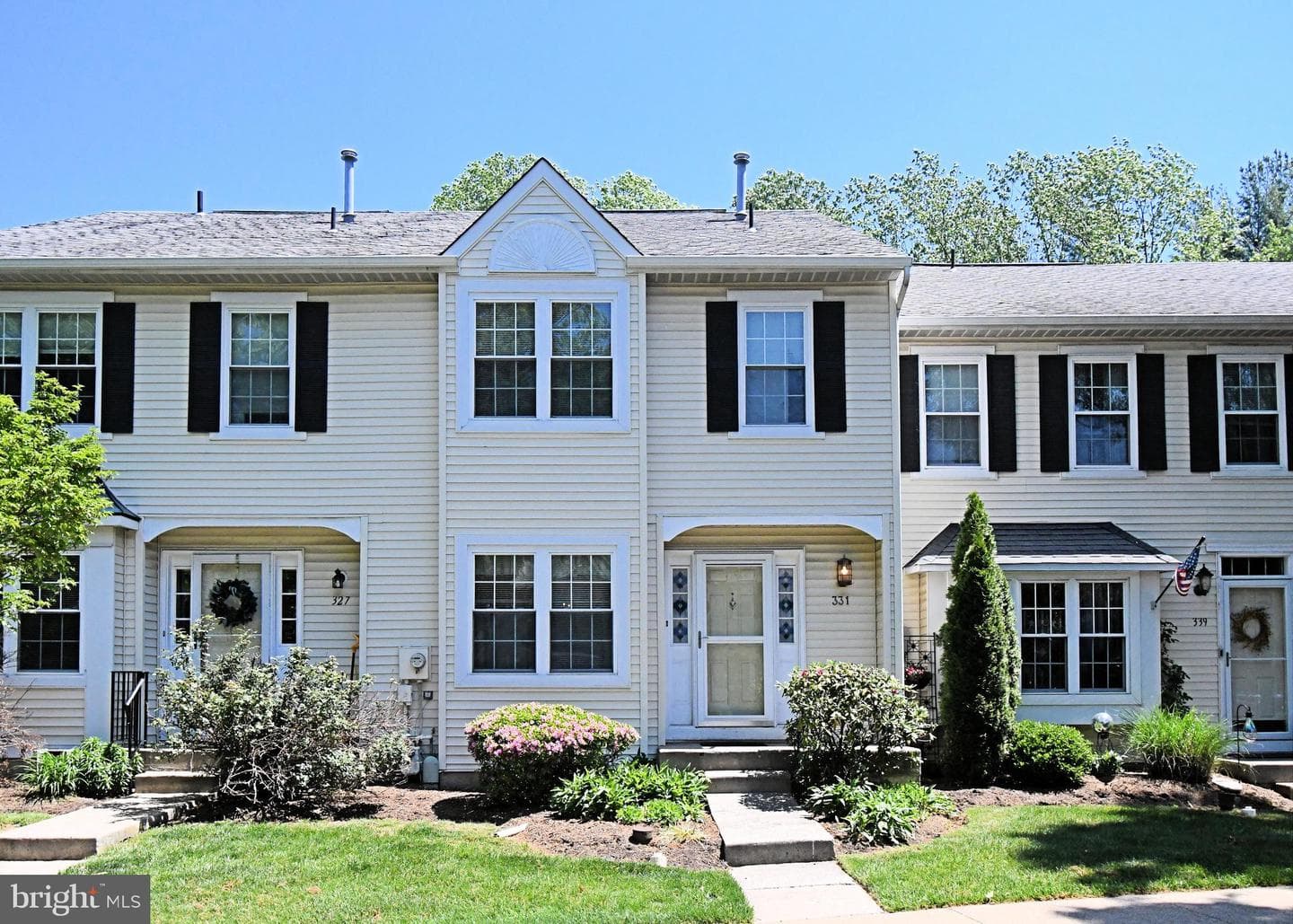 331 Ivanhoe Court