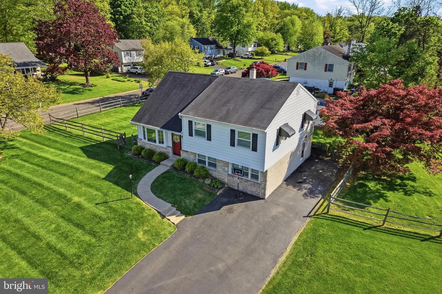 122 Dolly Lane