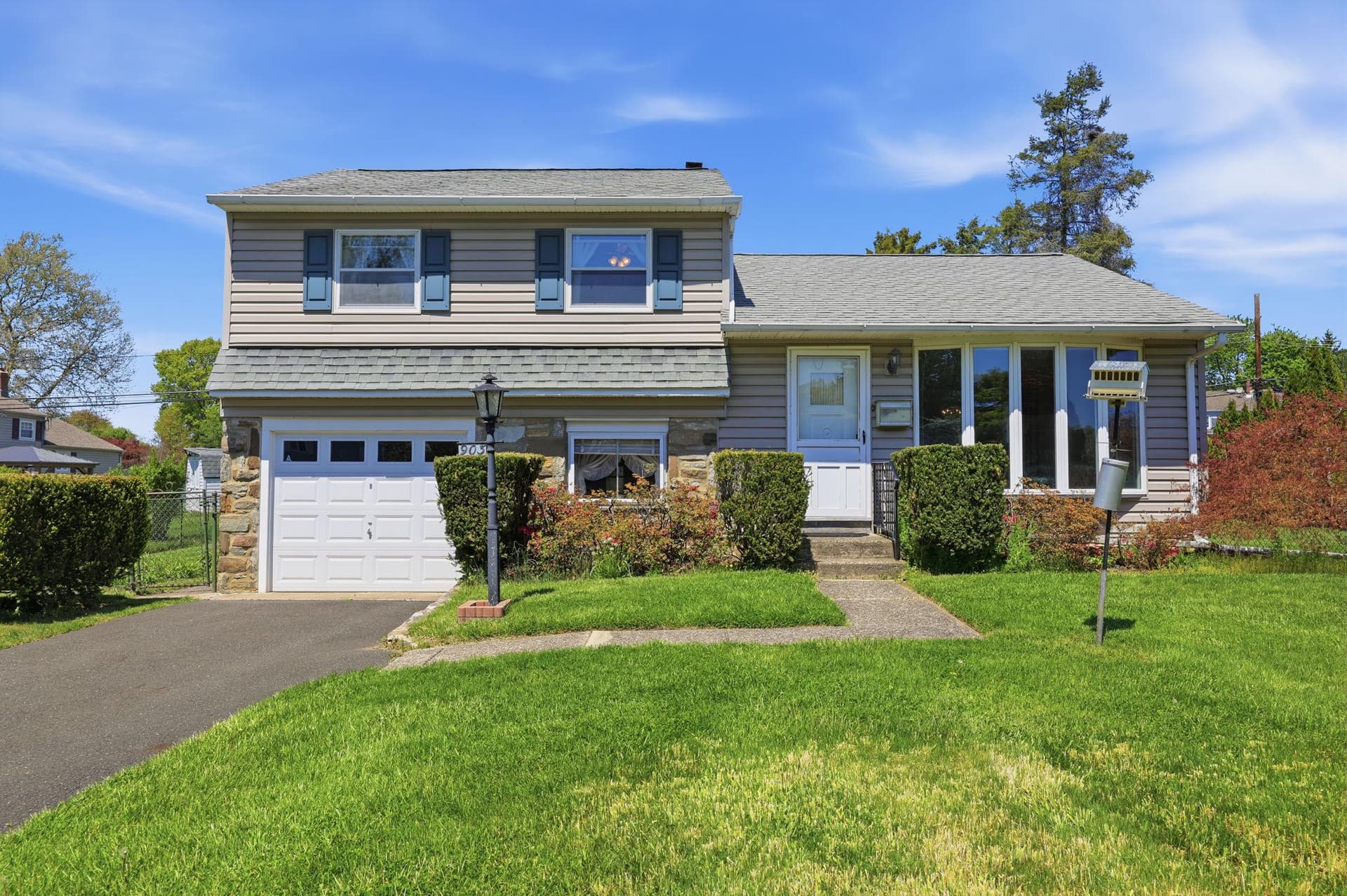 903 Pine Road
