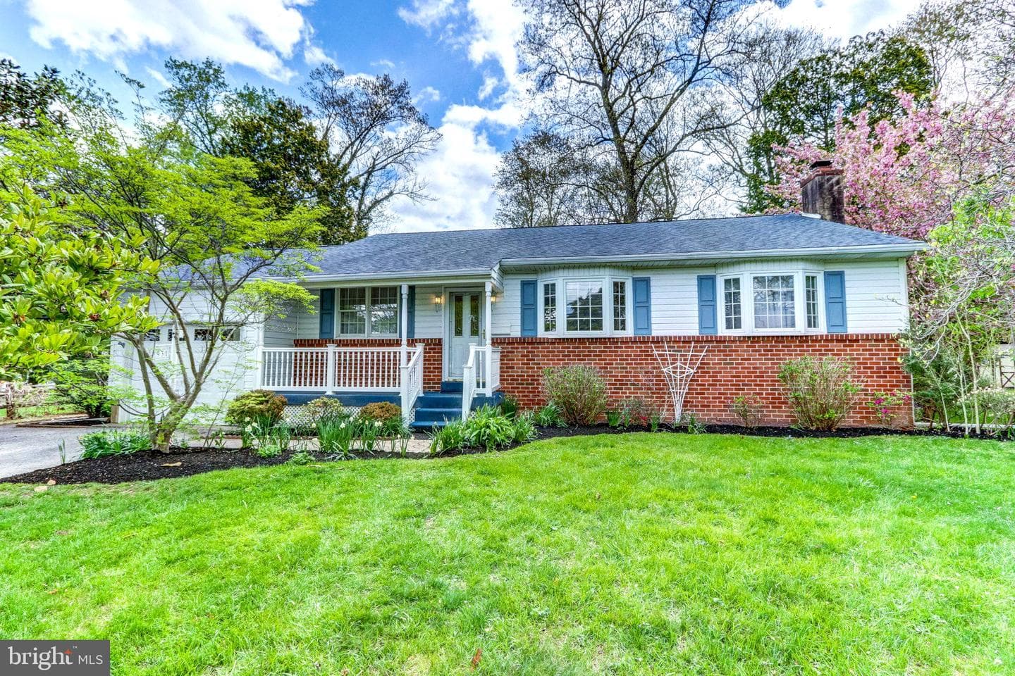 931 Cornell