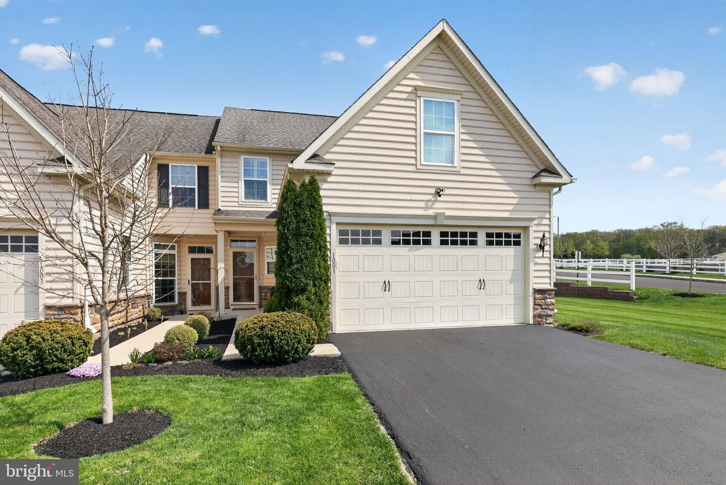 1001 Arbour Lane