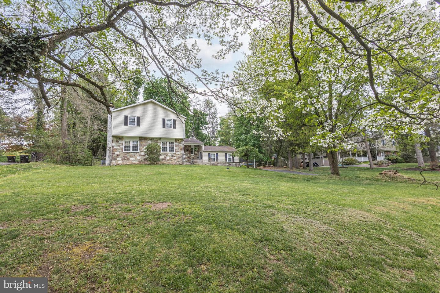 71 Oak Drive