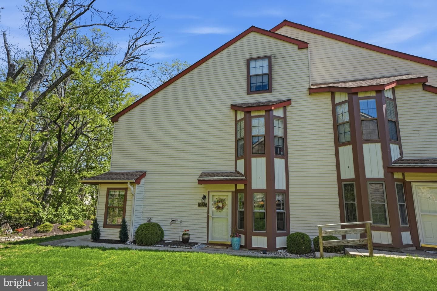 1014 Barry Court photo 1