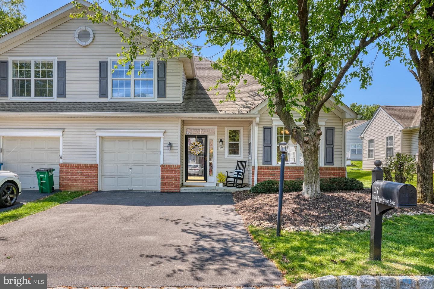 17 Black Eyed Susan Road