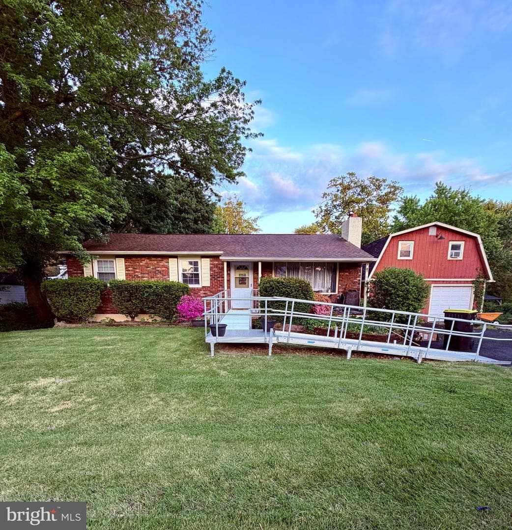 3301 Reading Avenue