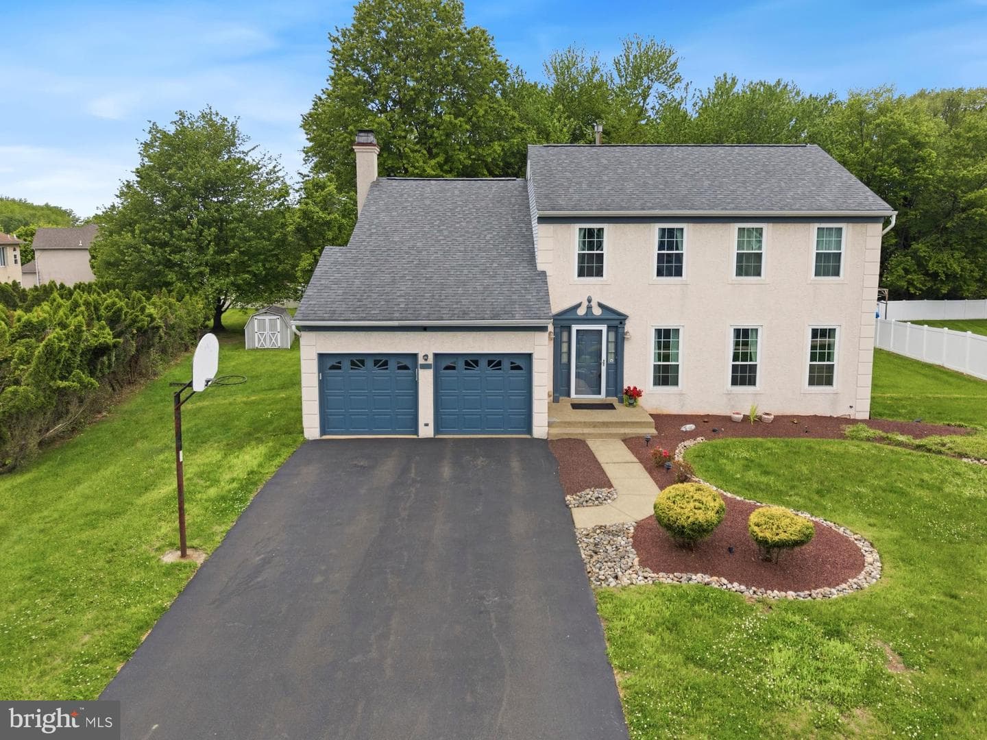 2637 Woodsview Drive