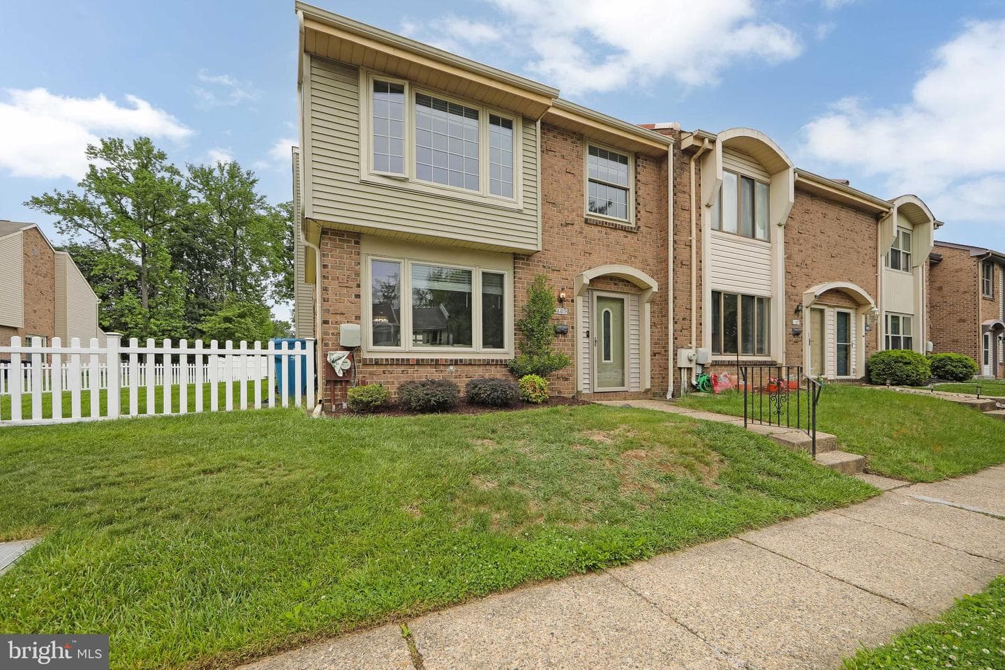 1109 Sheffield Court