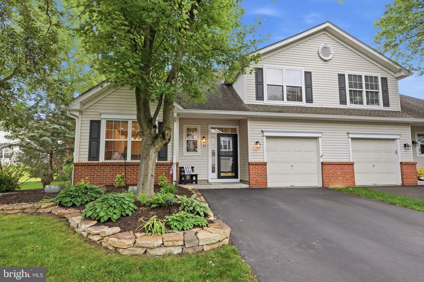 19 Black Eyed Susan Road