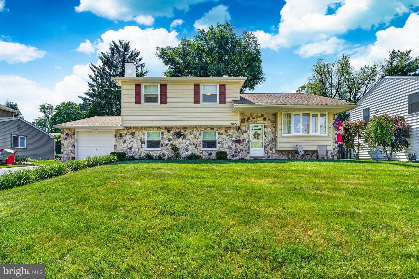 325 Acorn Drive