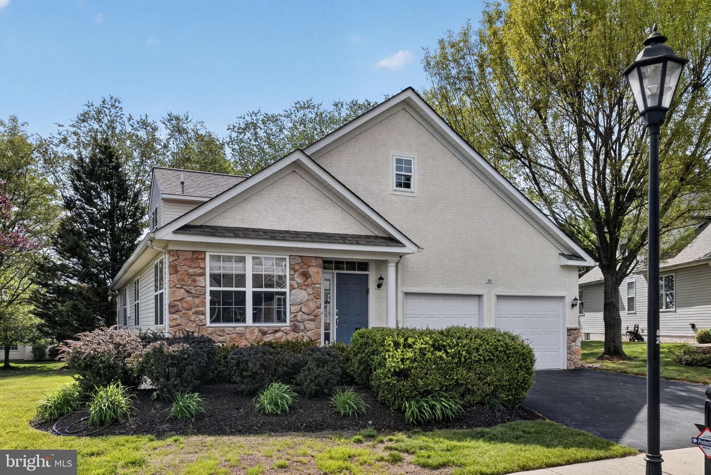 16 Zinnia Way