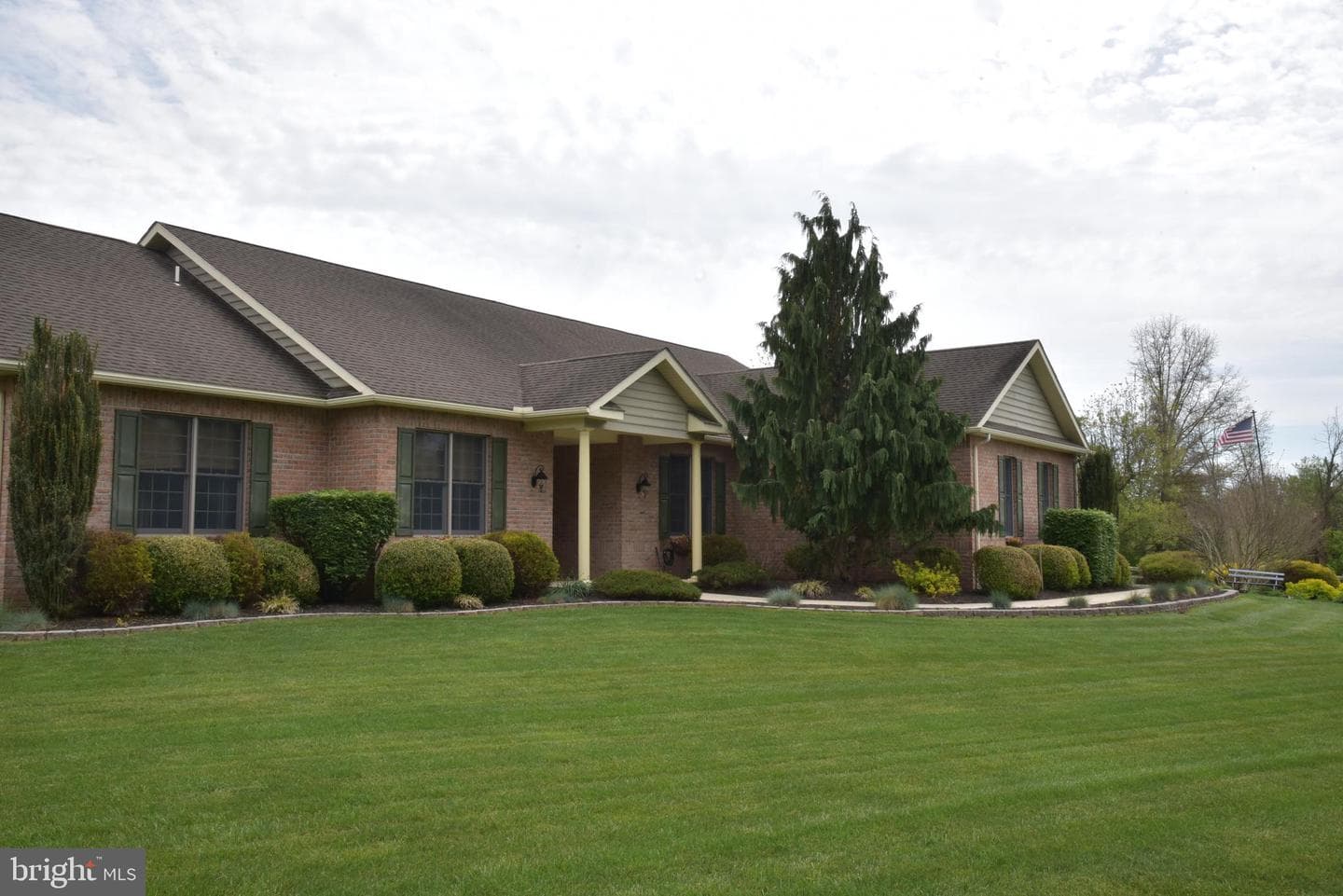 1084 Old School Road, Quakertown