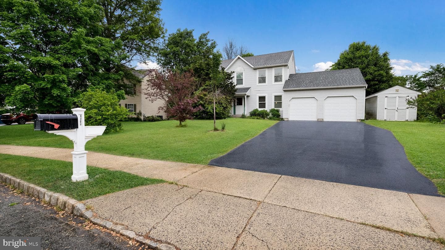 4806 Woodspring Drive