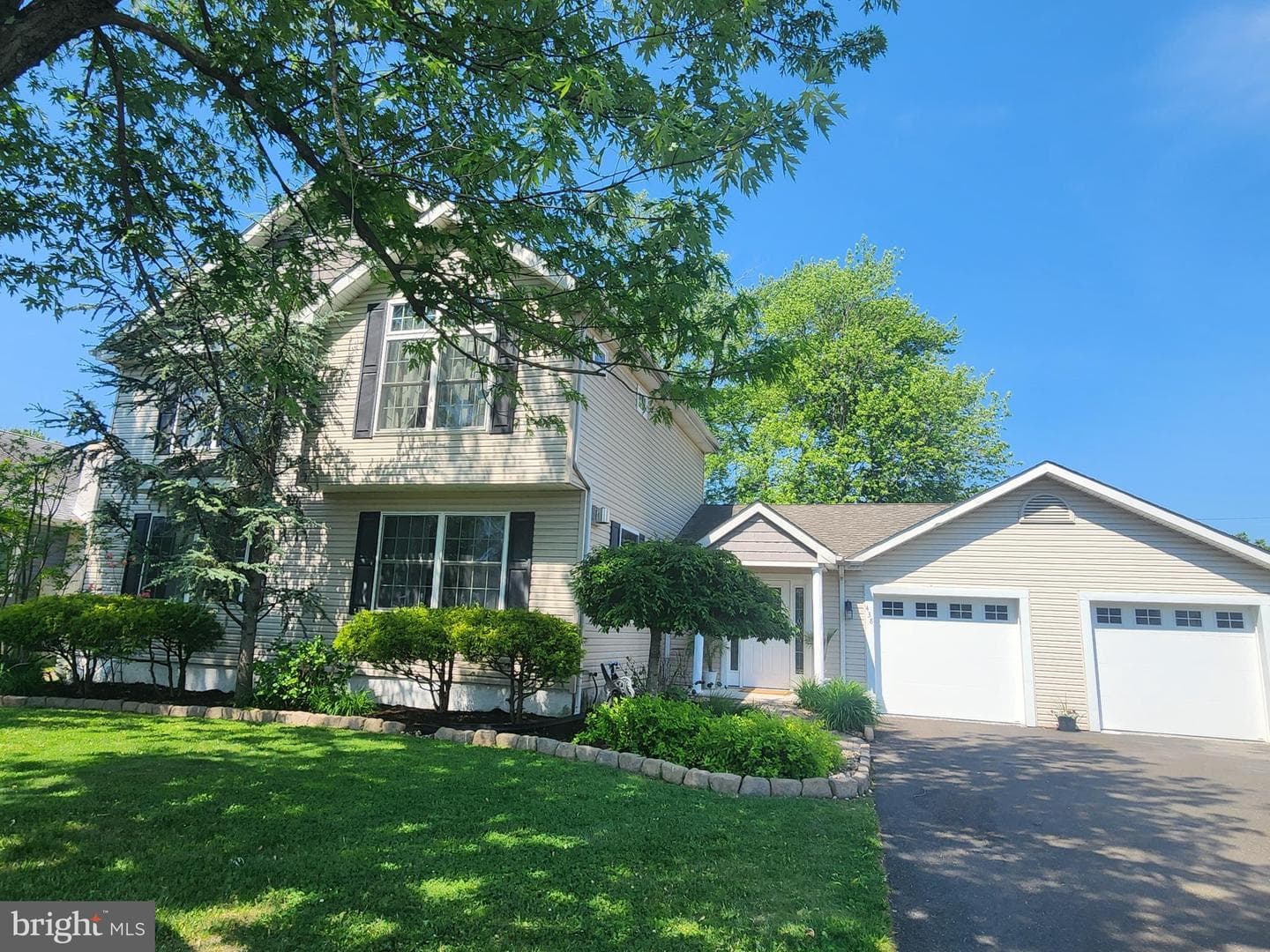 438 Quincy Avenue