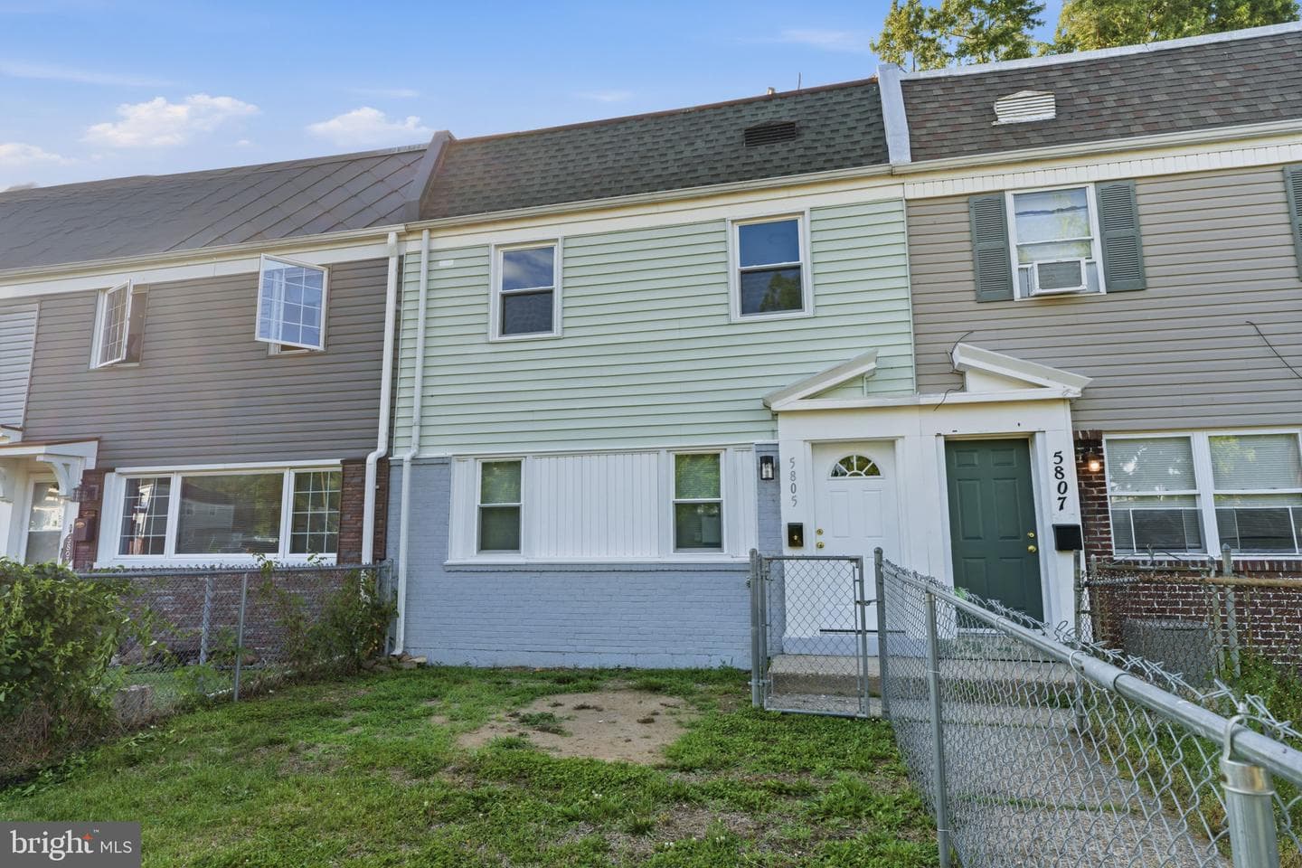 5805 Mitchell Road