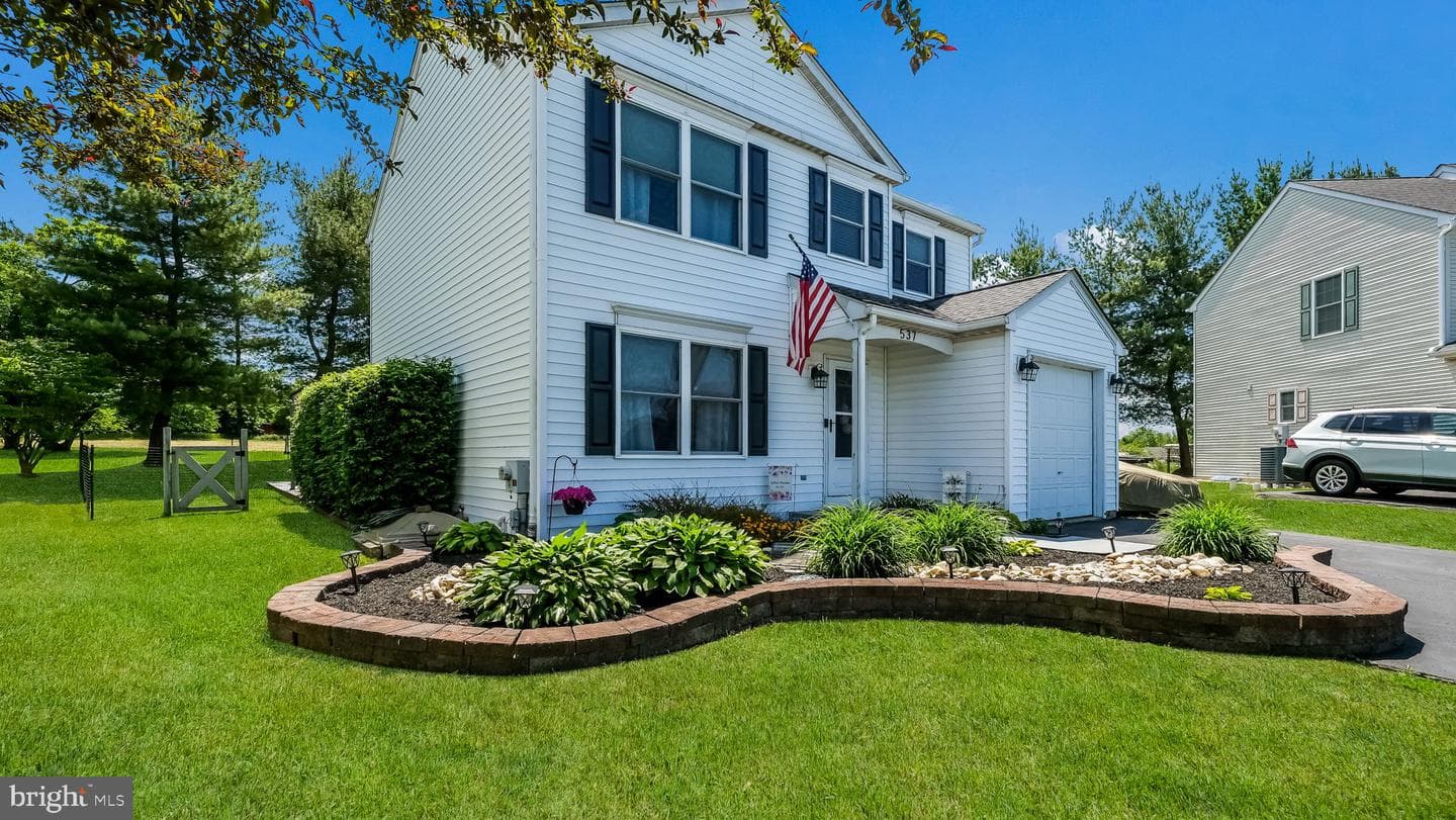 537 Whitford Circle
