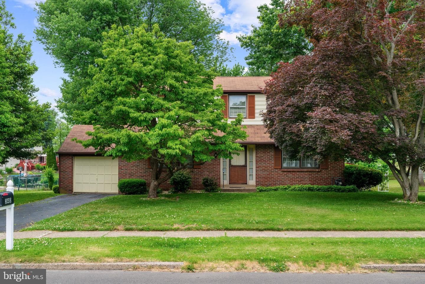 340 Hampton Drive