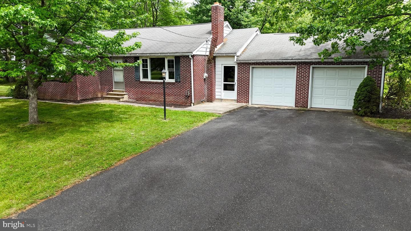 2355 N Old Bethlehem Pike