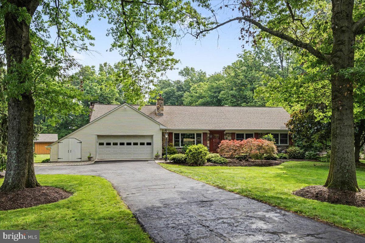 87 Smith School Road