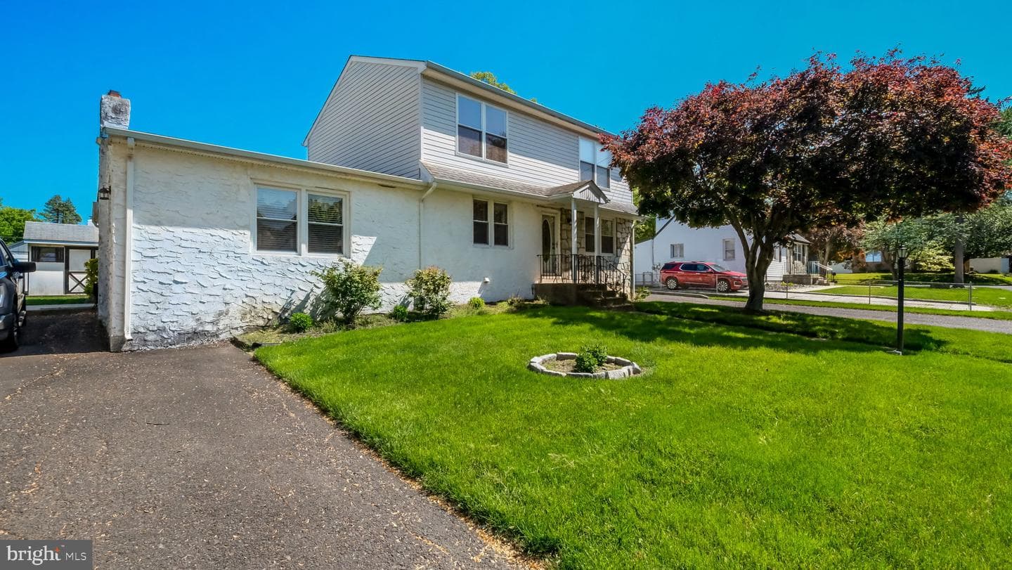 1915 Grand Avenue, Feasterville Trevose