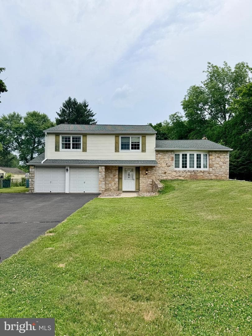 31 Rembrandt Lane