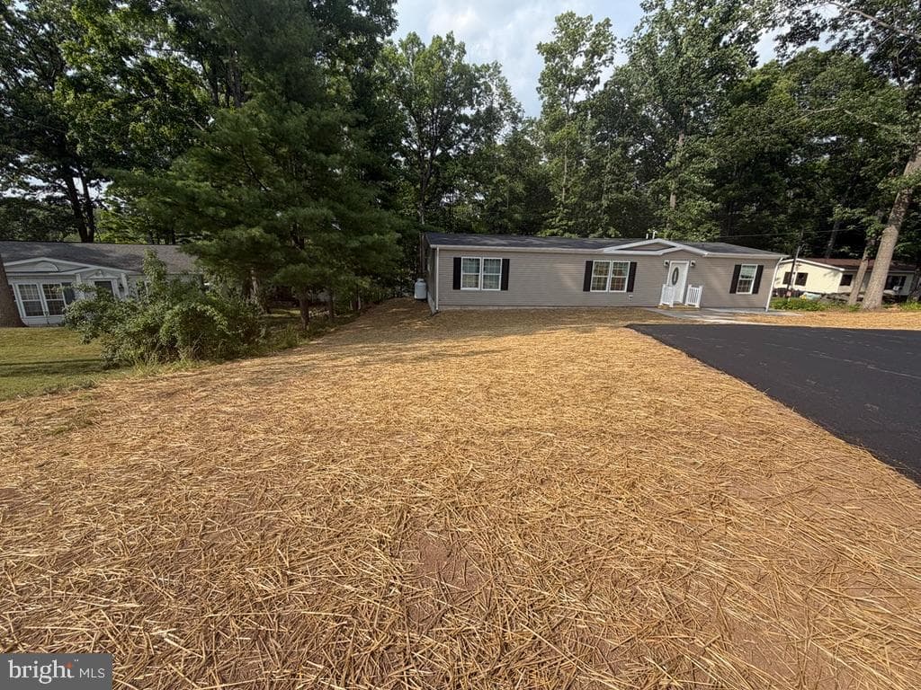 9 Hillside Drive