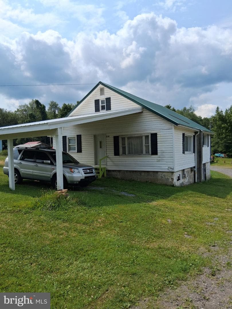 4149 Ben Franklin Highway, Strongstown