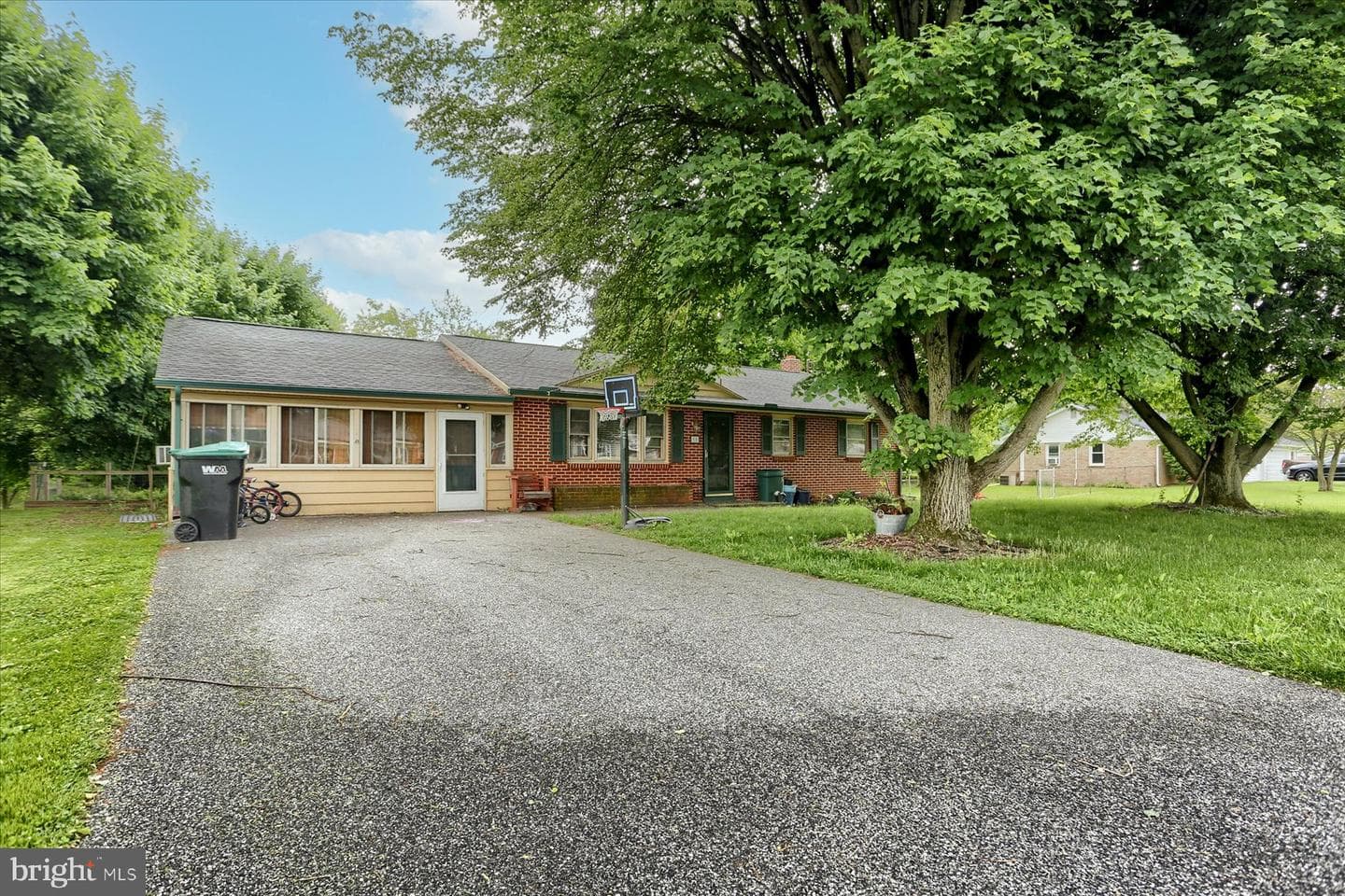 15 Annendale Drive photo 1