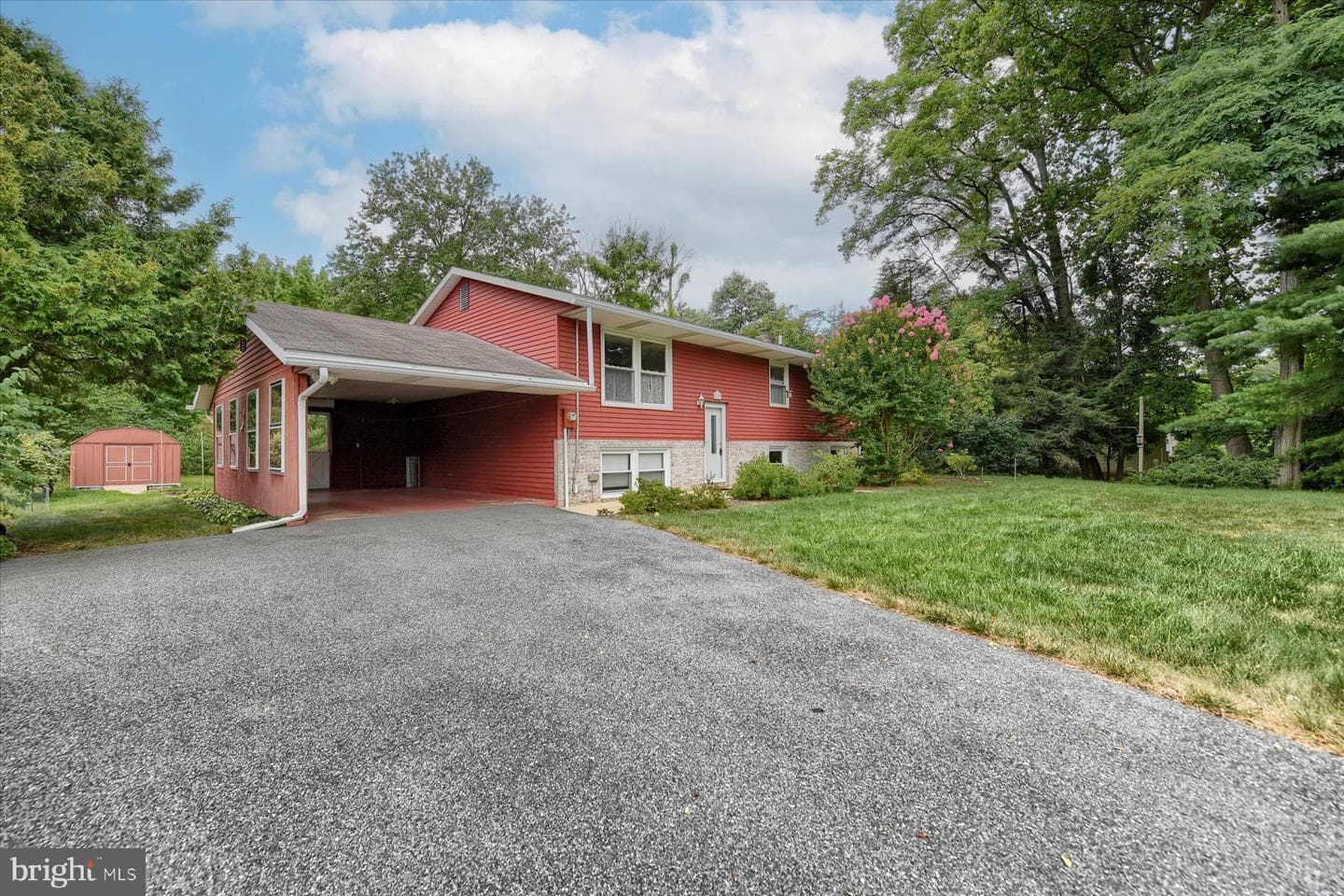 1700 Sheepford Road photo 1