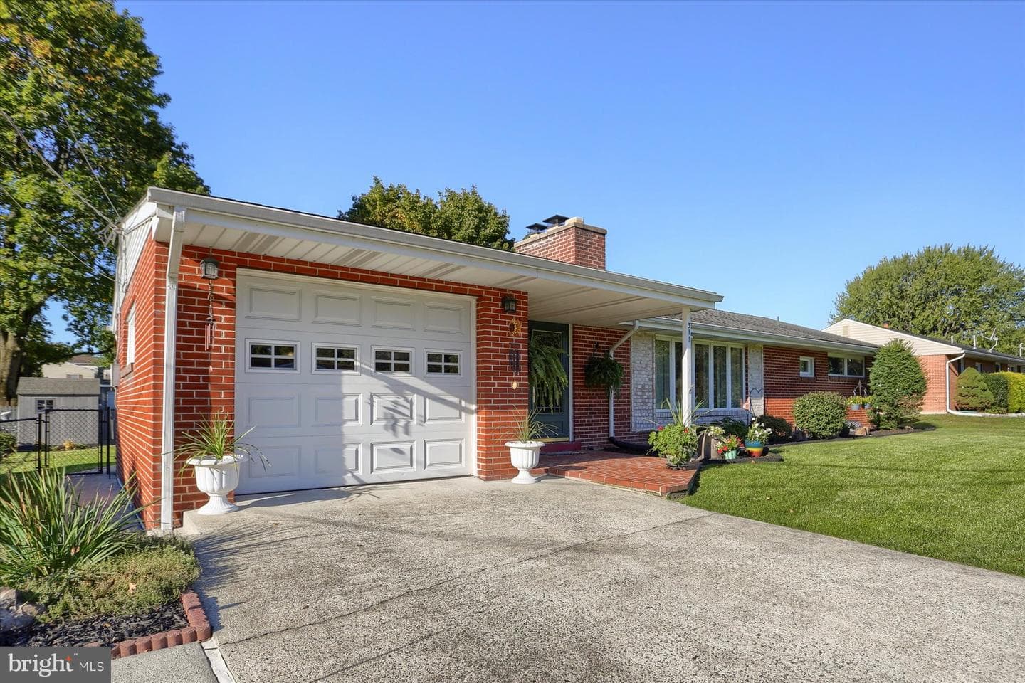 311 Salt Road photo 1