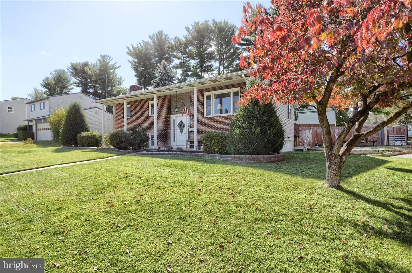 140 Lancaster Boulevard photo 1