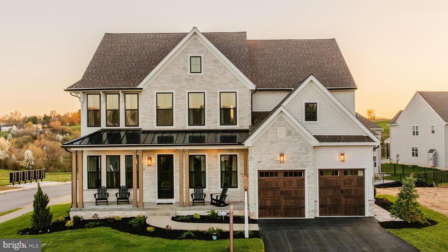 100 Hidden Springs Drive #hawthorne, Mechanicsburg