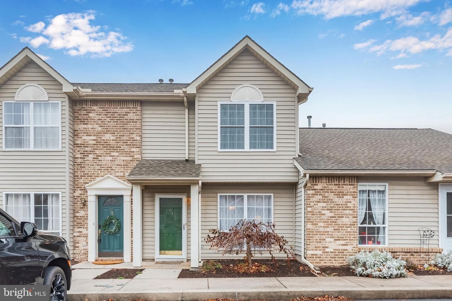 51 Eastwick Lane photo 1