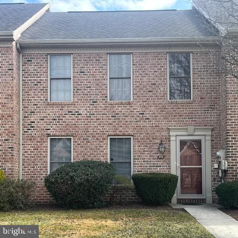 472 Stonehedge Lane photo 1