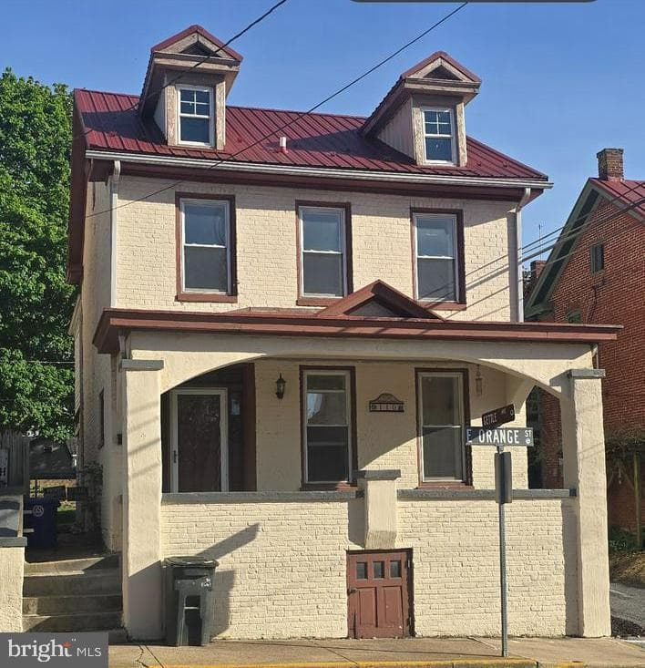 110 E Orange Street photo 1
