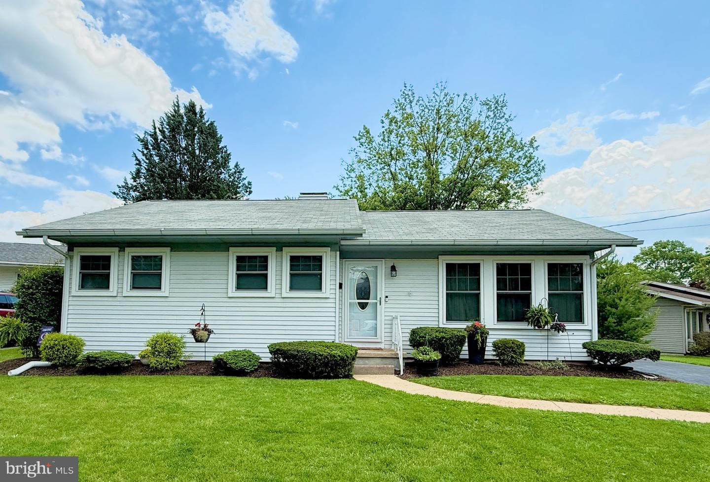 4816 Virginia Road photo 1