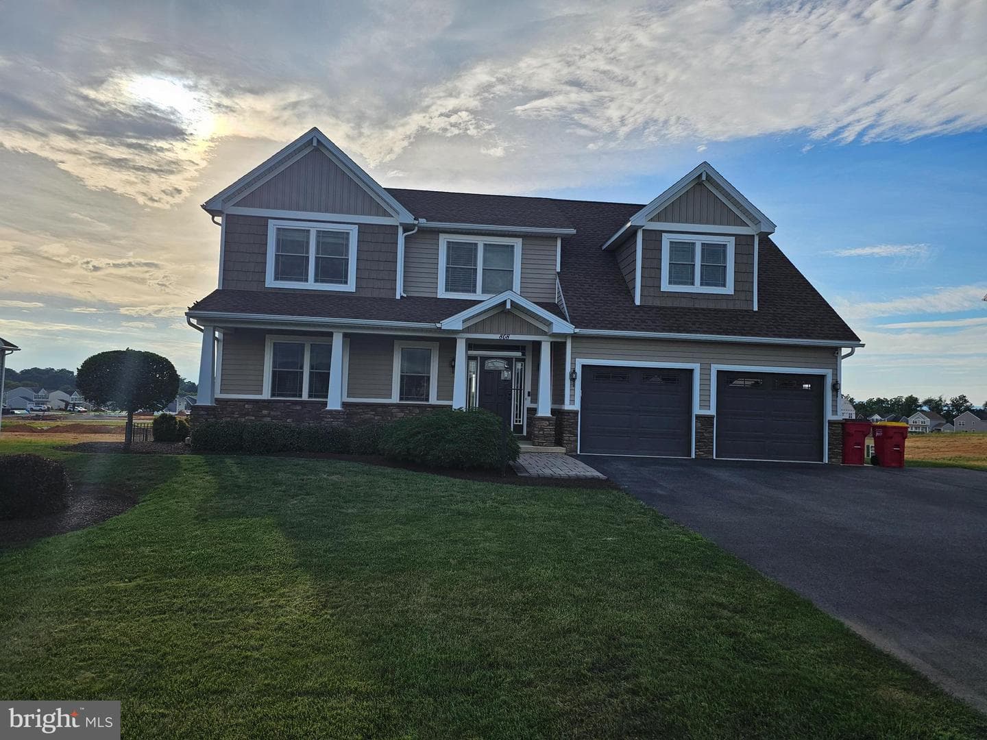 808 Southwood Drive photo 1
