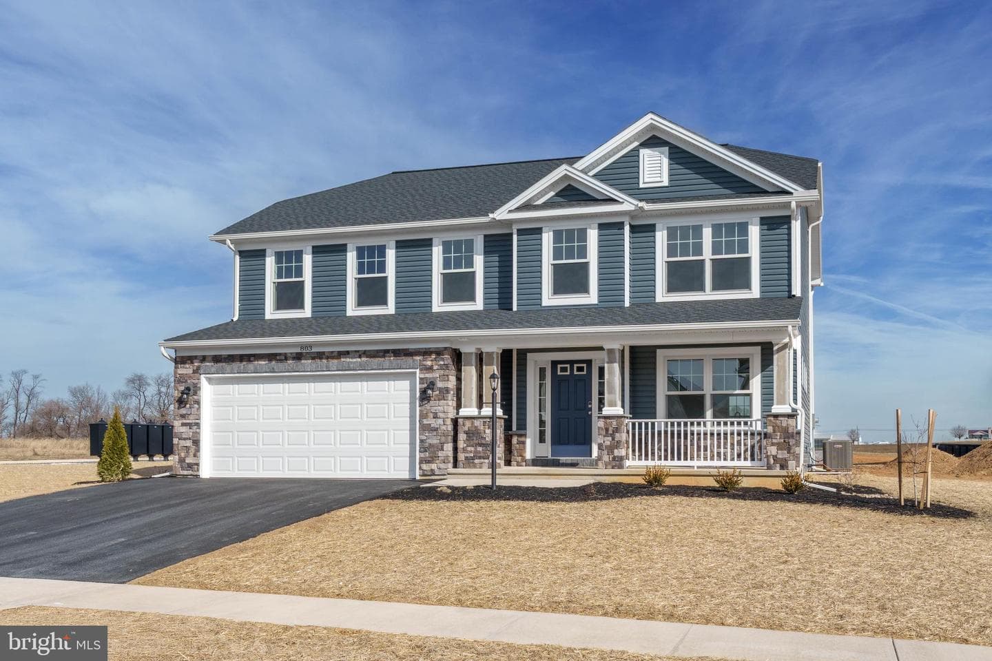 803 Greenwich Lane photo 1