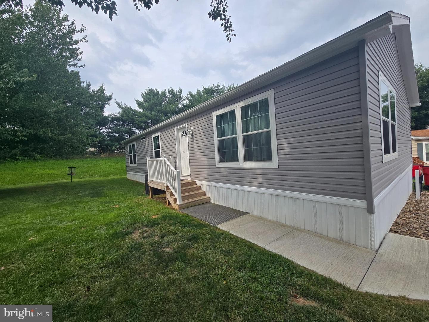 38 Rustic Drive photo 1