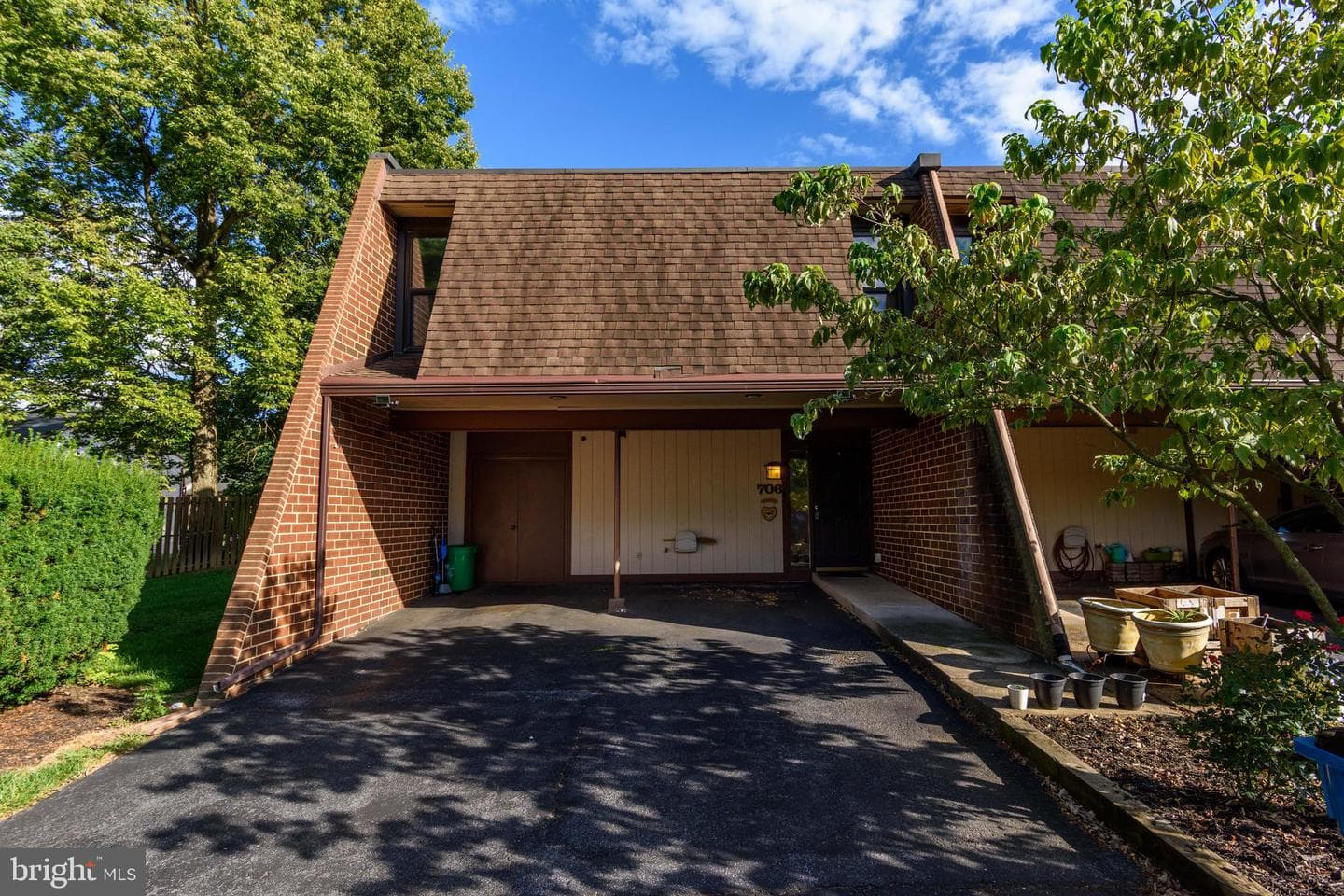 706 Cedar Ridge Lane photo 1