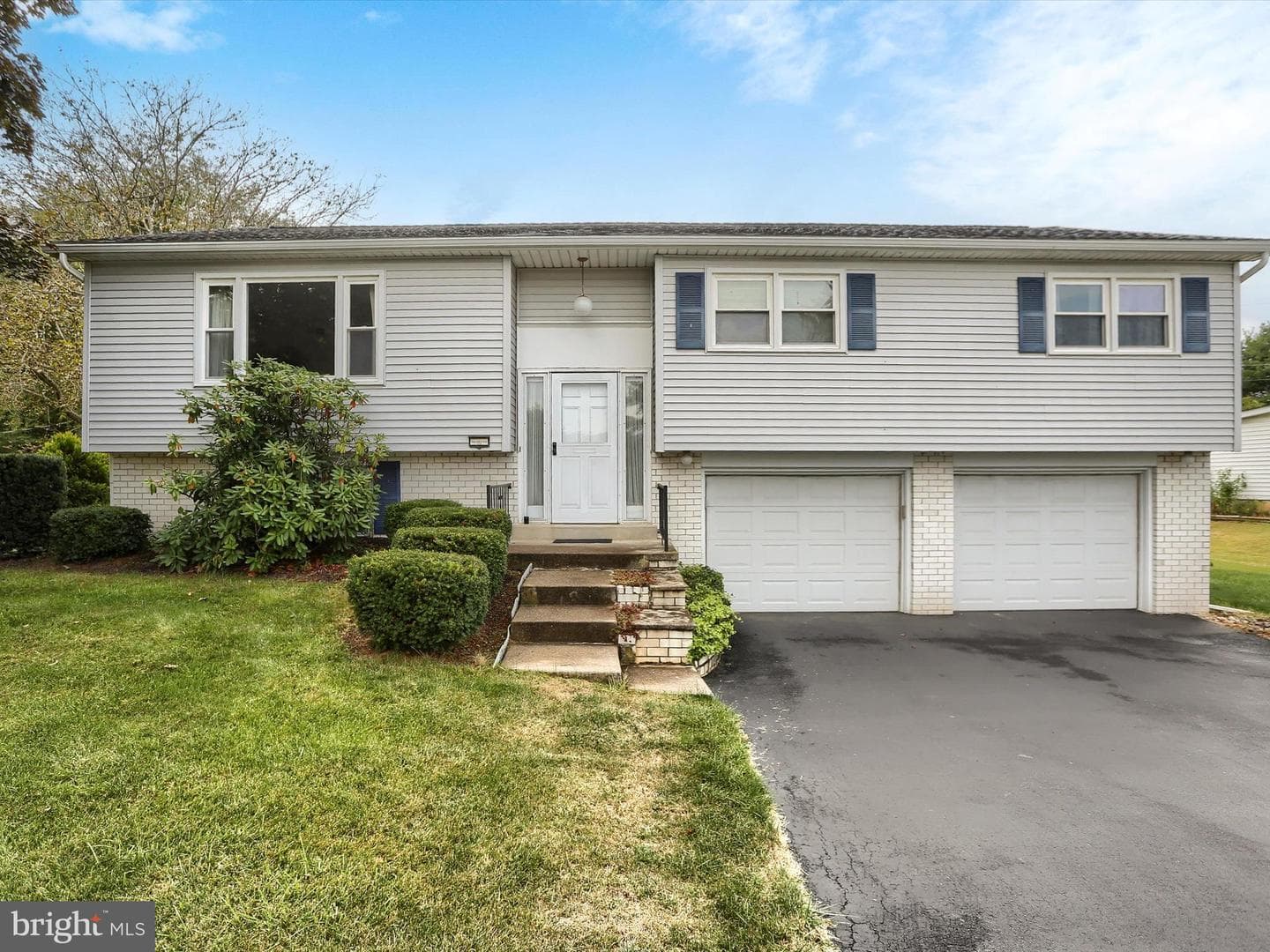 1530 Terrace Avenue photo 1