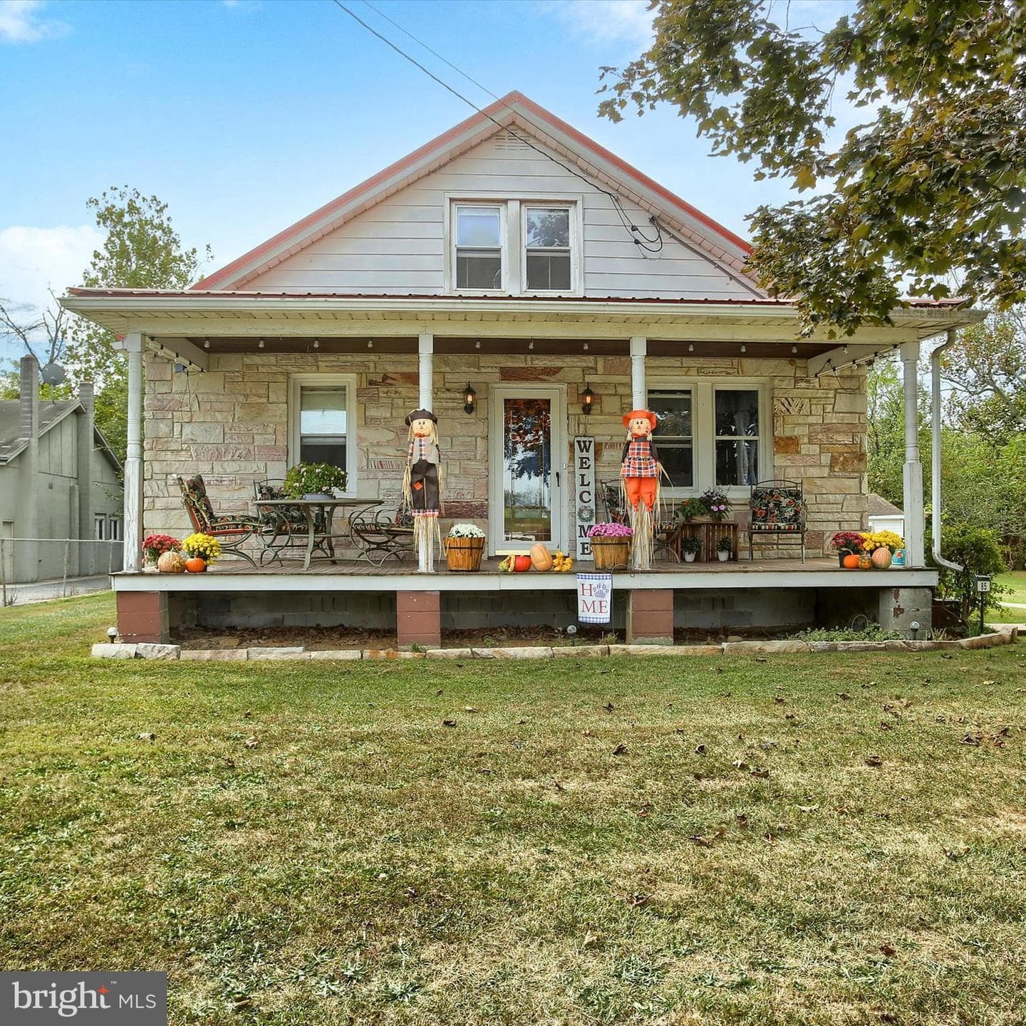 85 Airport Road photo 1
